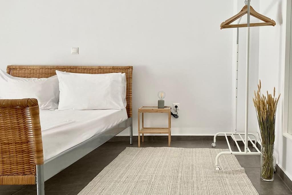 3-Bedroom Central, Spacious And Bright Apartment. Heraklion (Crete) Exterior foto